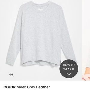 Lou & Grey Signaturesoft Sweatshirt in Sleek Grey Heather size XXSP